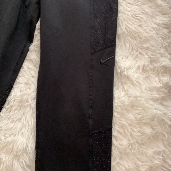 Nike dry fit leggings - Picture 4 of 8
